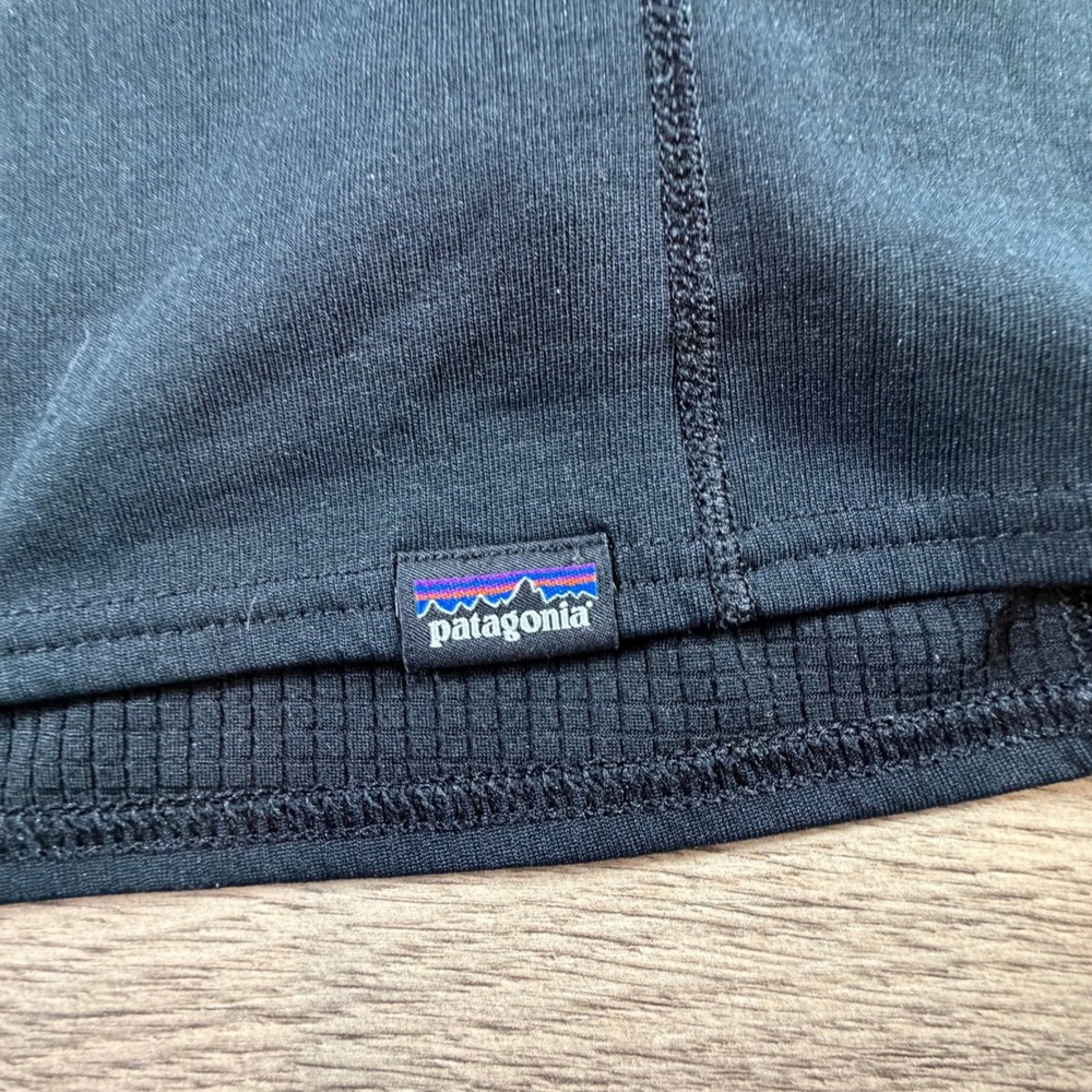 Patagonia Women's Capilene Midweight Base Layer Quarter Zip Top Black XL Outdoor